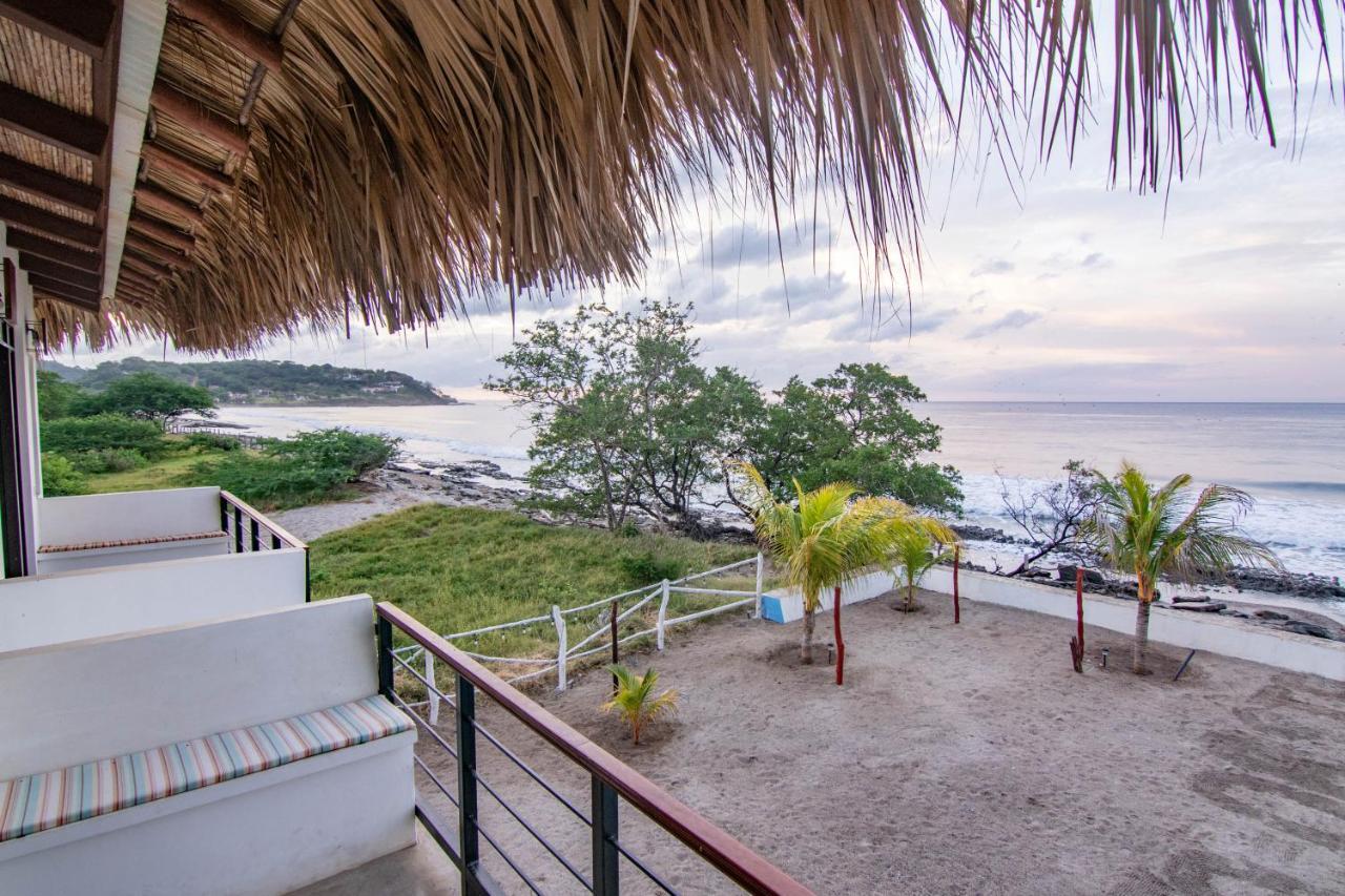 Costa Oeste Тола Экстерьер фото